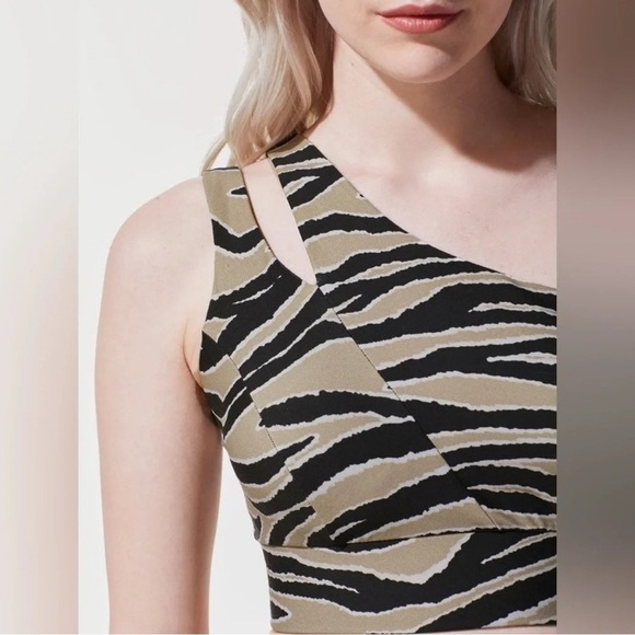 Michi 2 Piece SET Luxury Athletic Tiger Print Legging and Tigress Bra Sz S/M - Picture 3 of 15